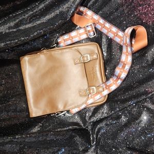 Star Wars Disney Parks d-tech crossbody bag